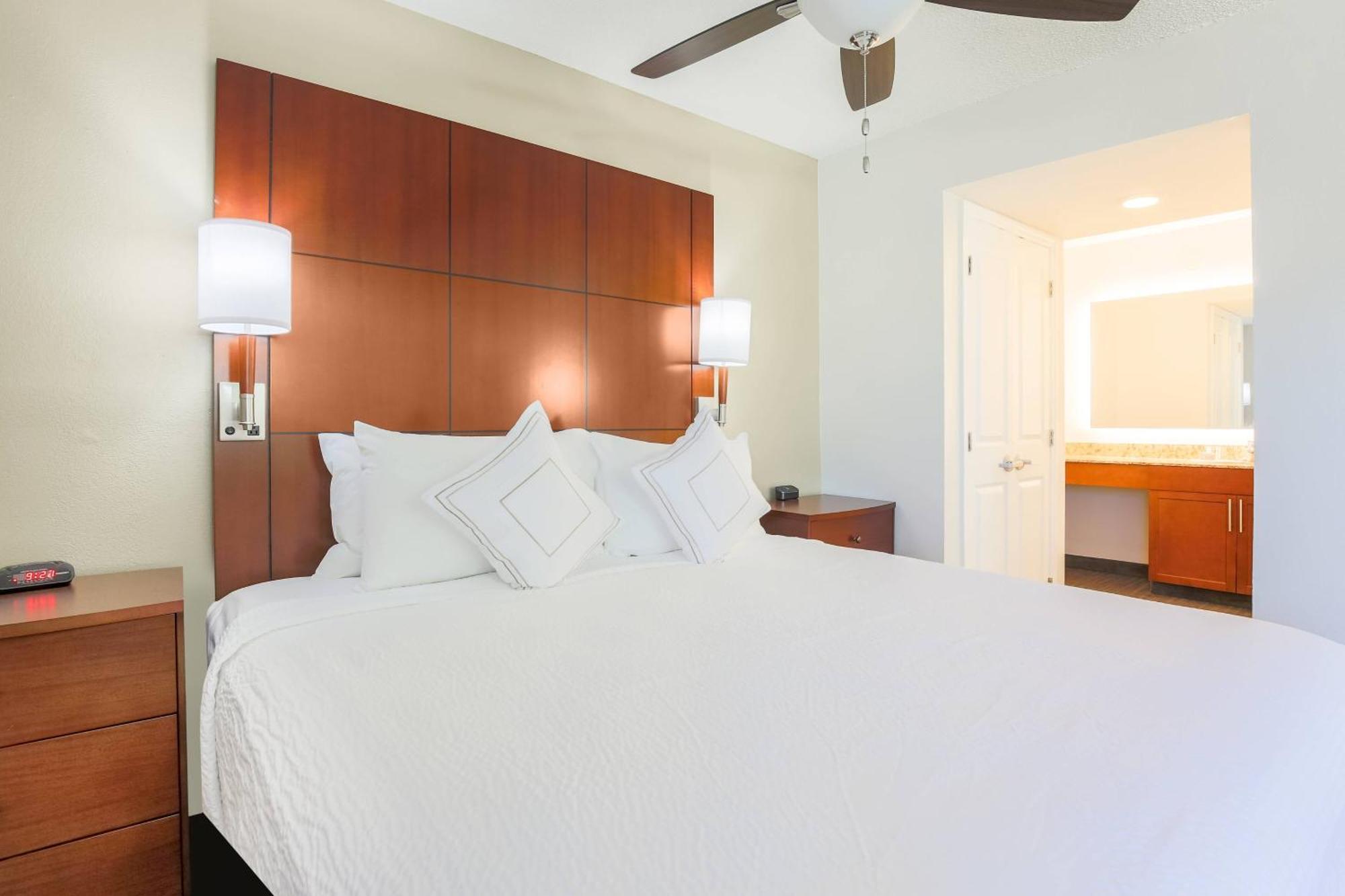 Residence Inn By Marriott Atlanta Cumberland/Galleria Smyrna Exterior foto